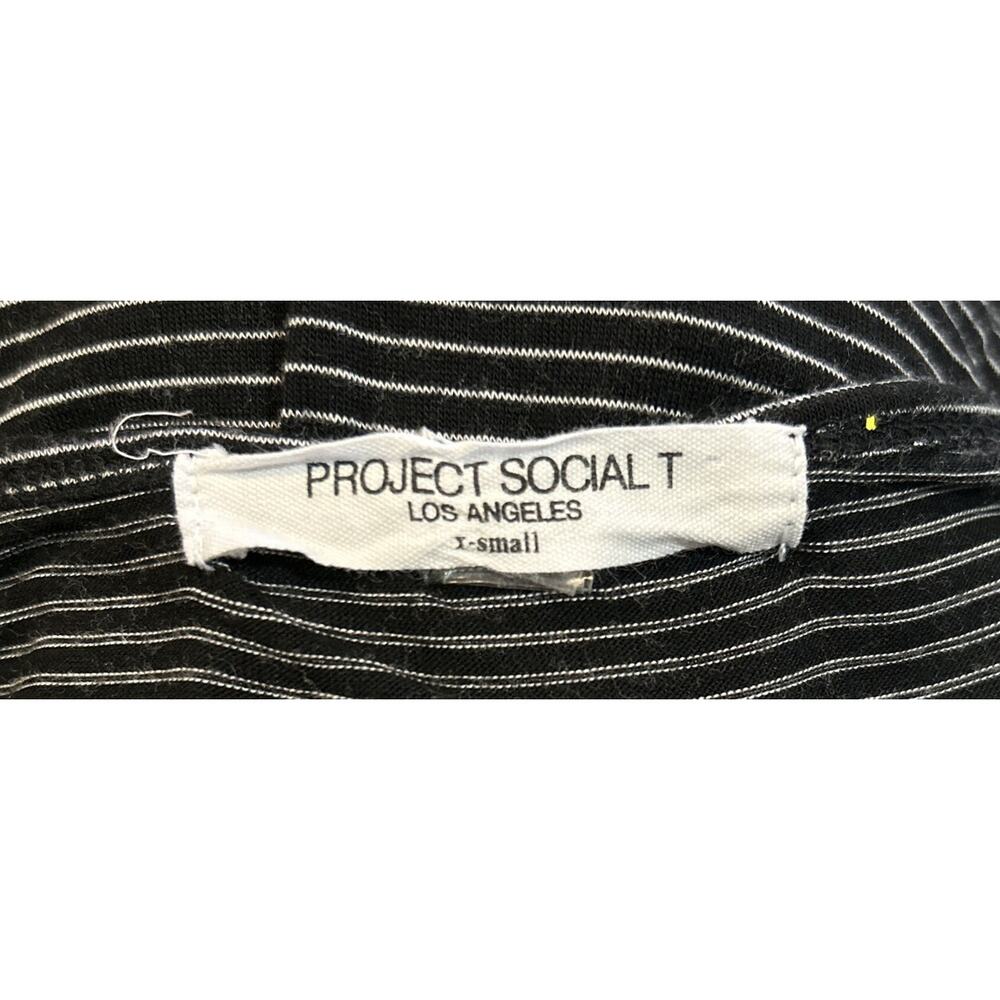 Project Social T LA Women’s Black/White Cropped Striped Shirt Size XS NWOT - Picture 5 of 6